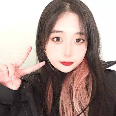 黑白模特