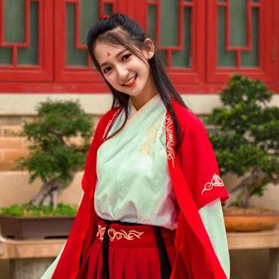 汉服模特