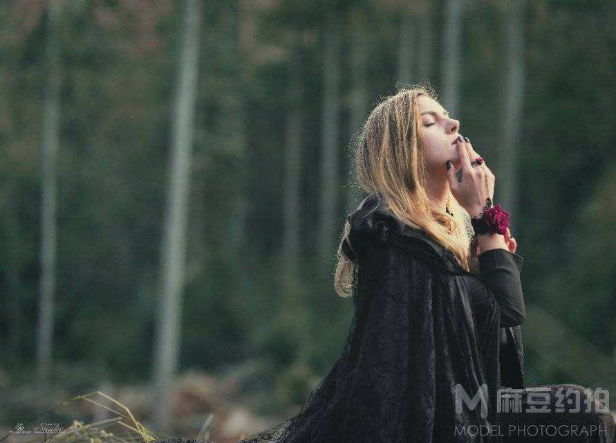 暗黑模特