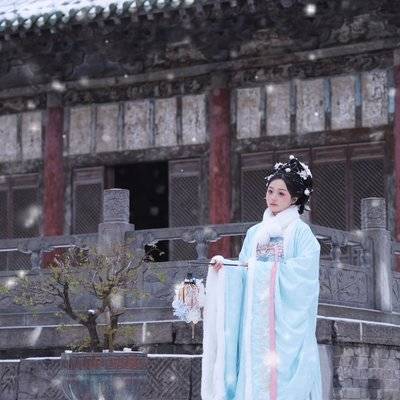 汉服模特