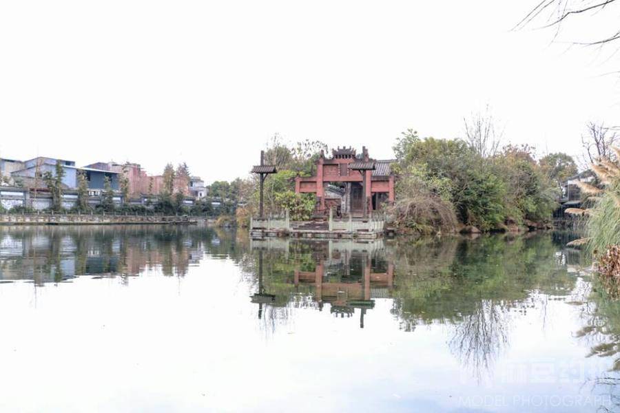 民国模特