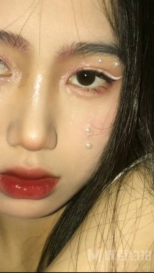 妆容模特