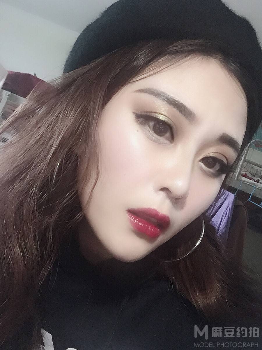 暗黑模特