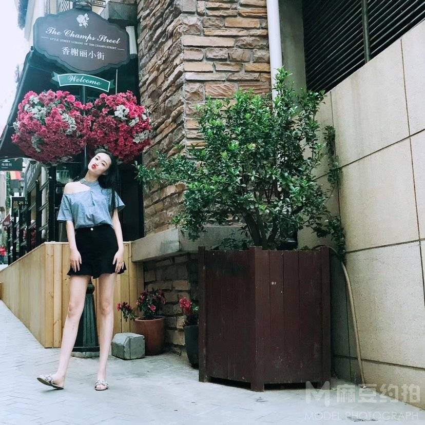妆容模特