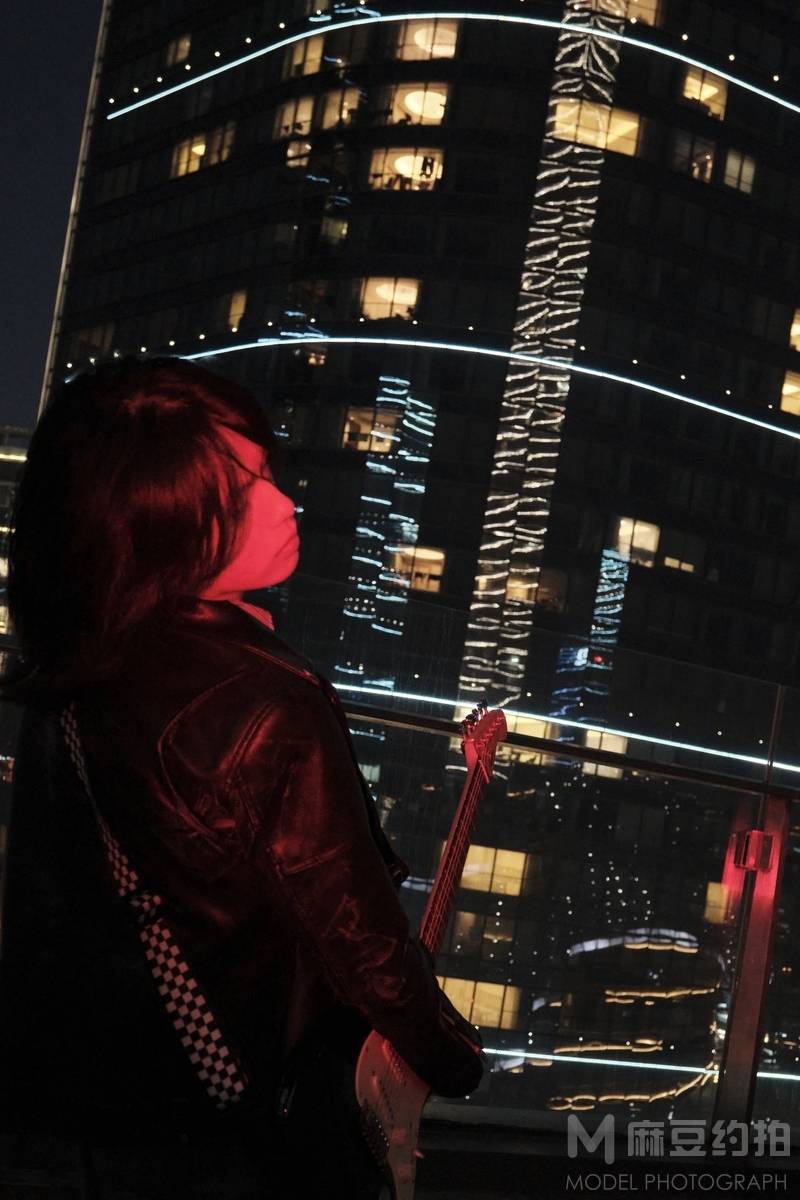夜景模特
