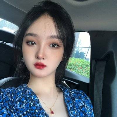 黑白模特