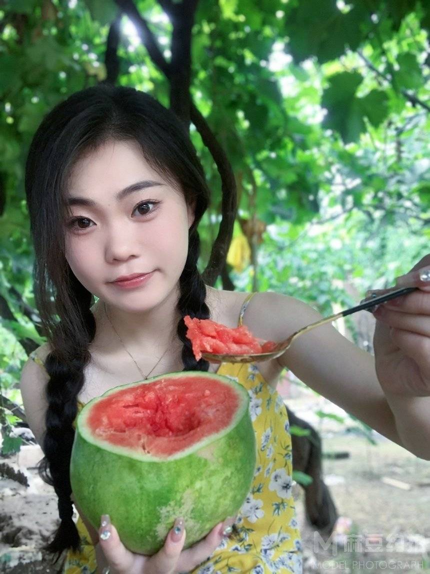 清新模特