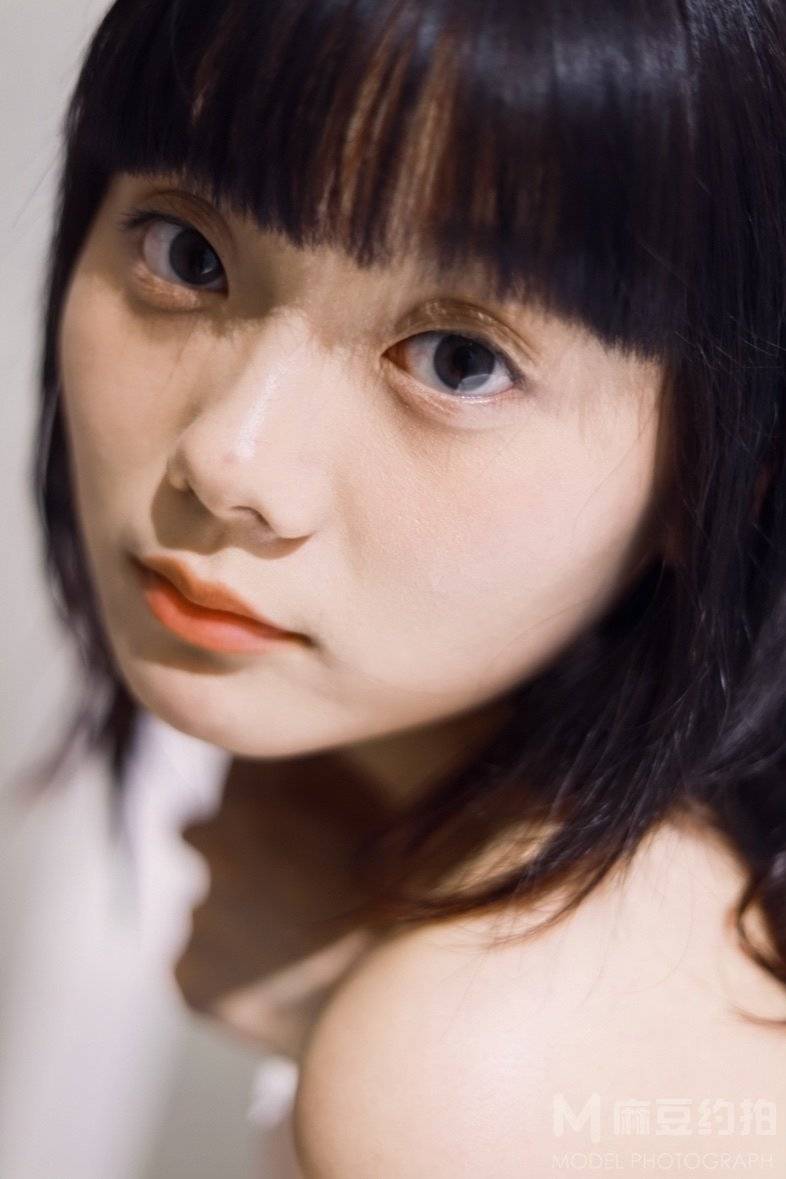 黑白模特