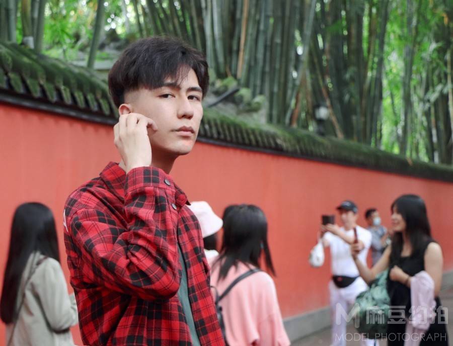 校园模特