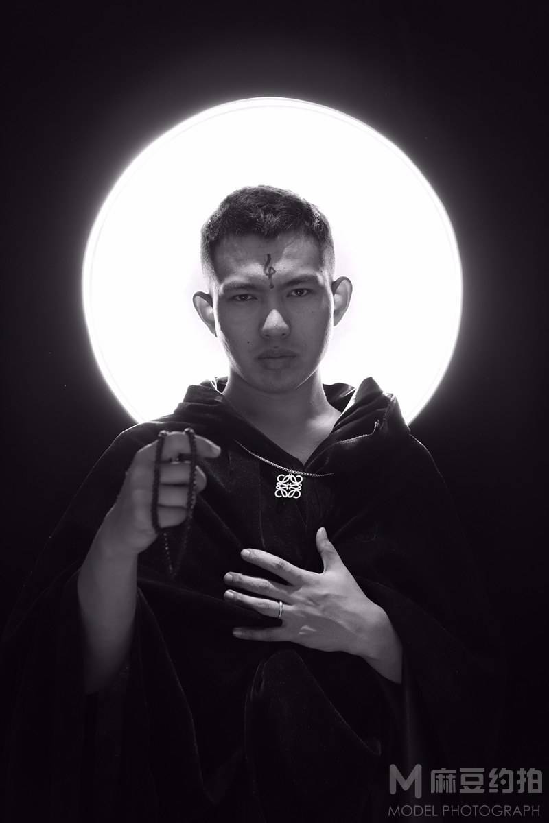 暗黑模特