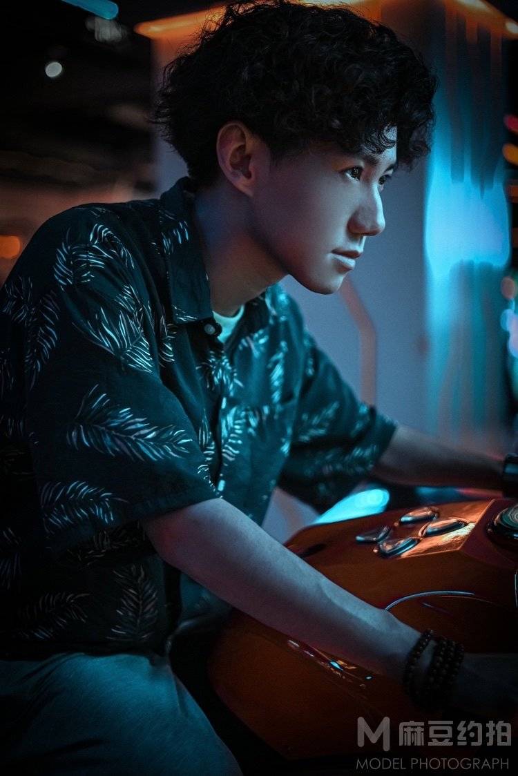 夜景模特