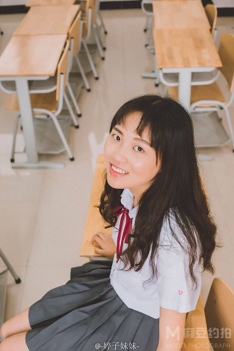 校园模特