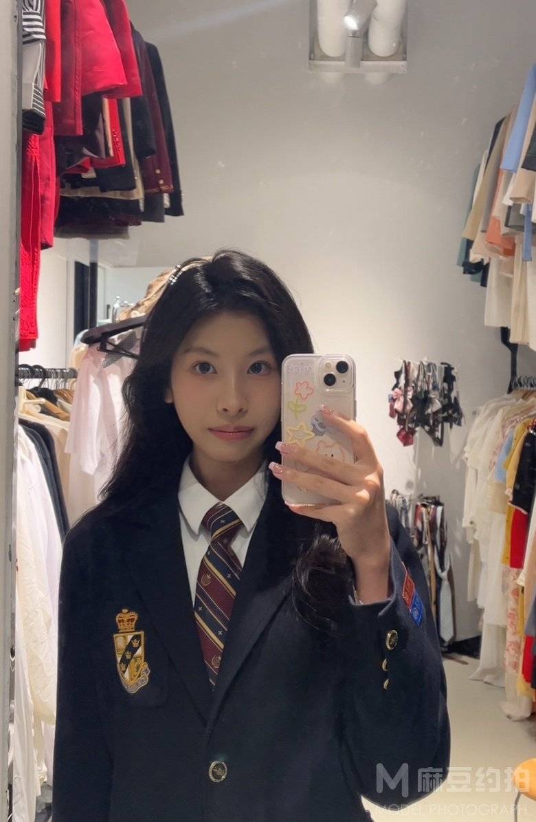 清新模特