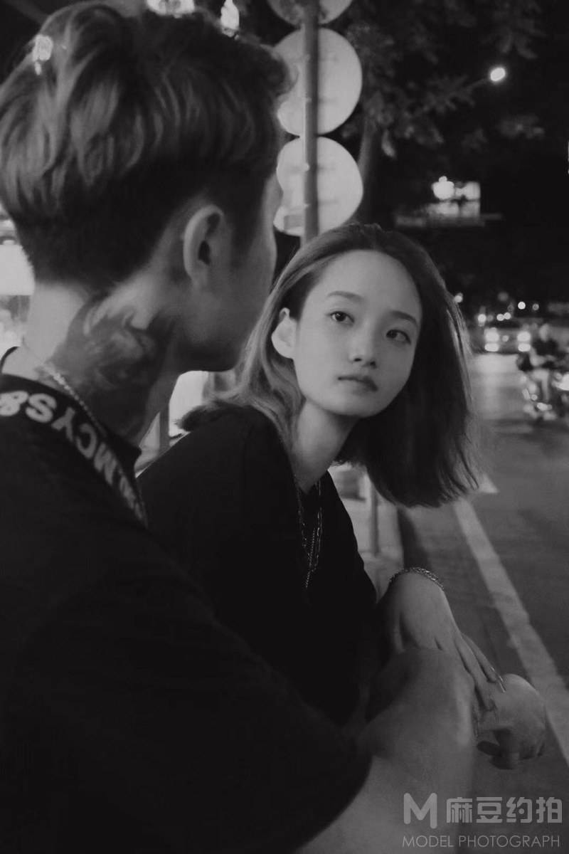 情侣模特