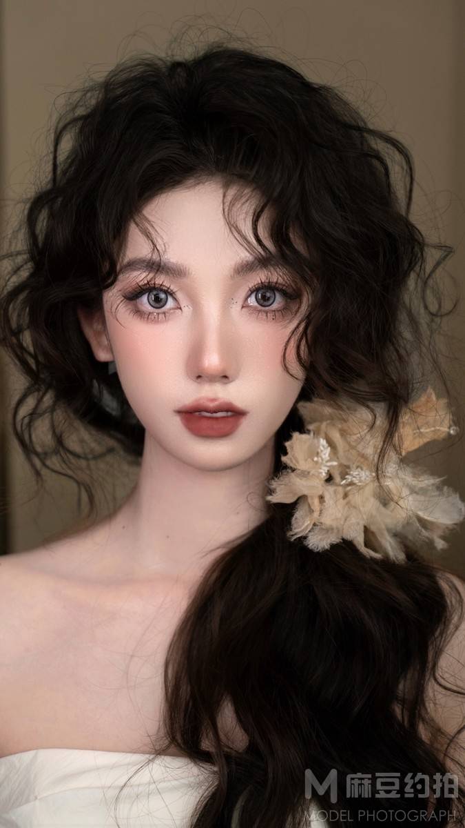 妆容模特