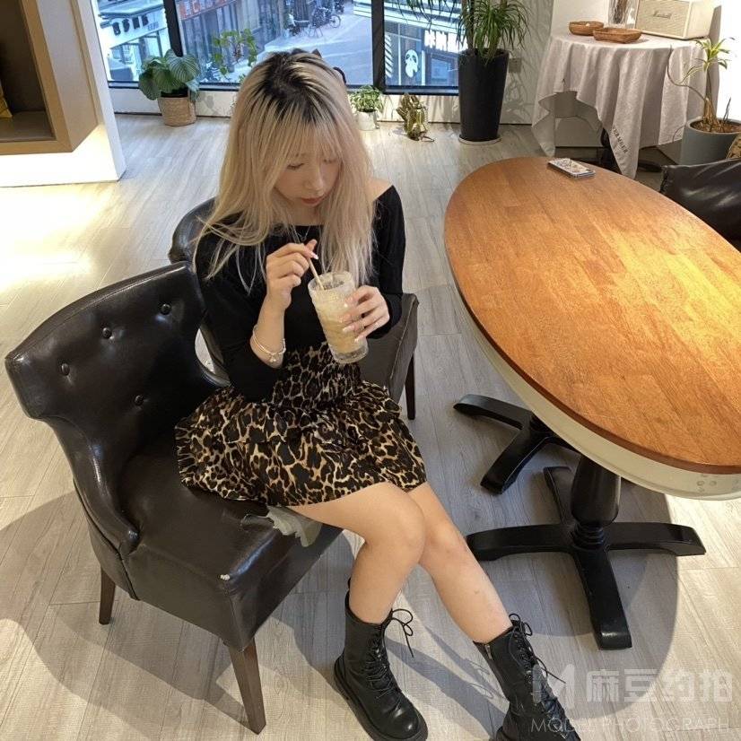纪实模特