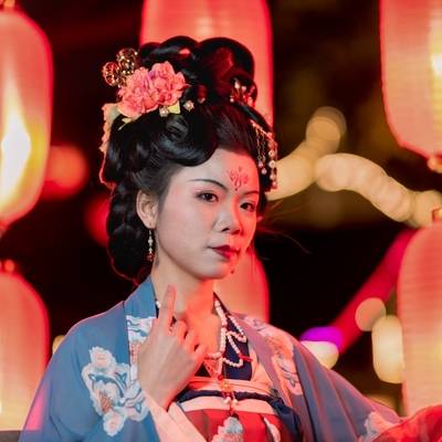 汉服模特