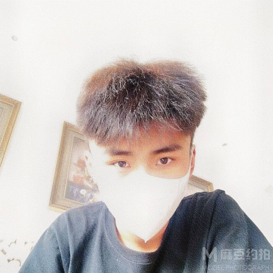黑白模特