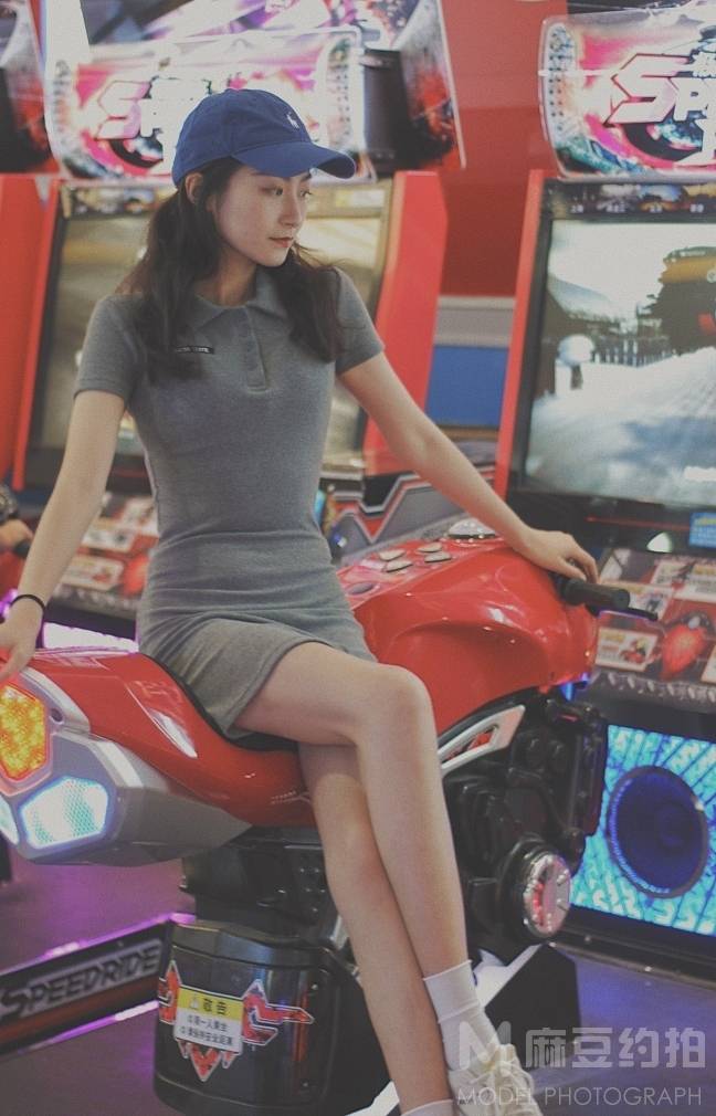 胶片模特
