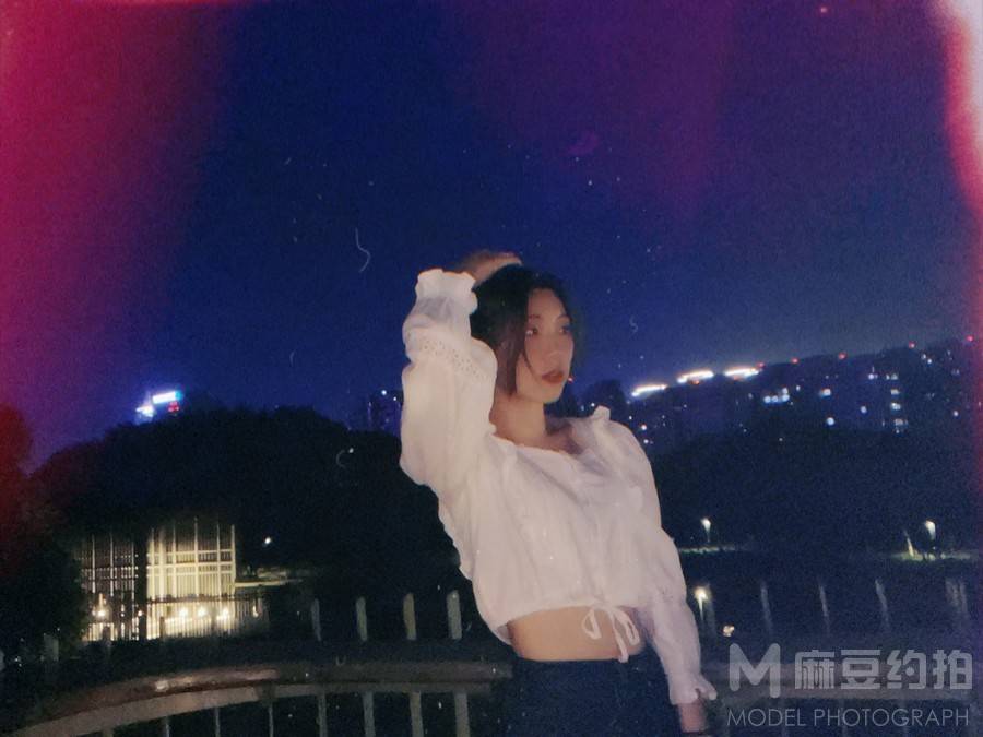 胶片模特