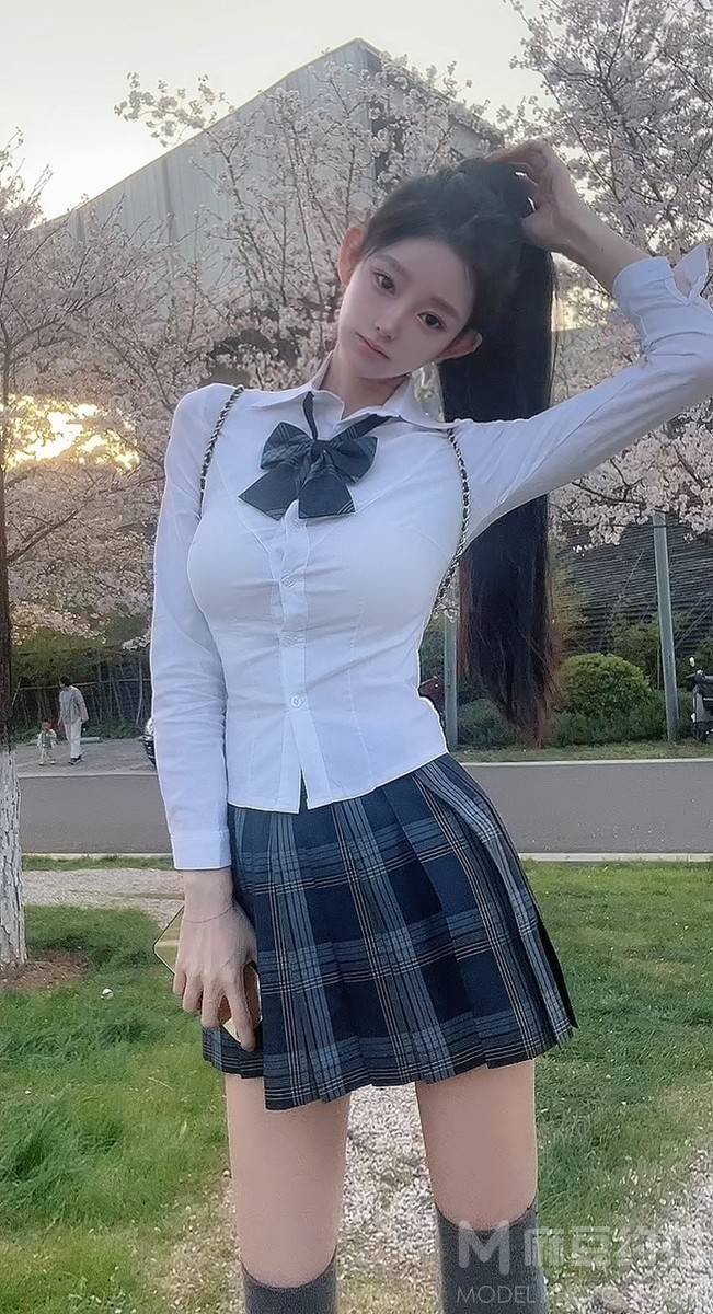 校园模特