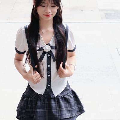 校园模特