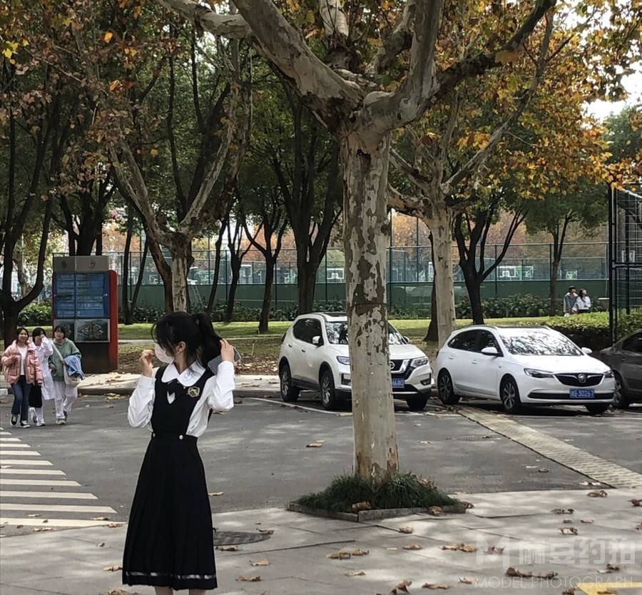 校园模特
