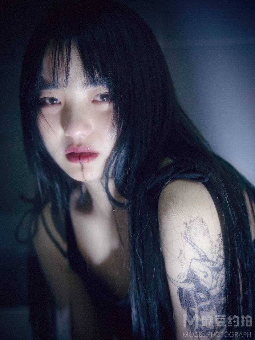暗黑模特