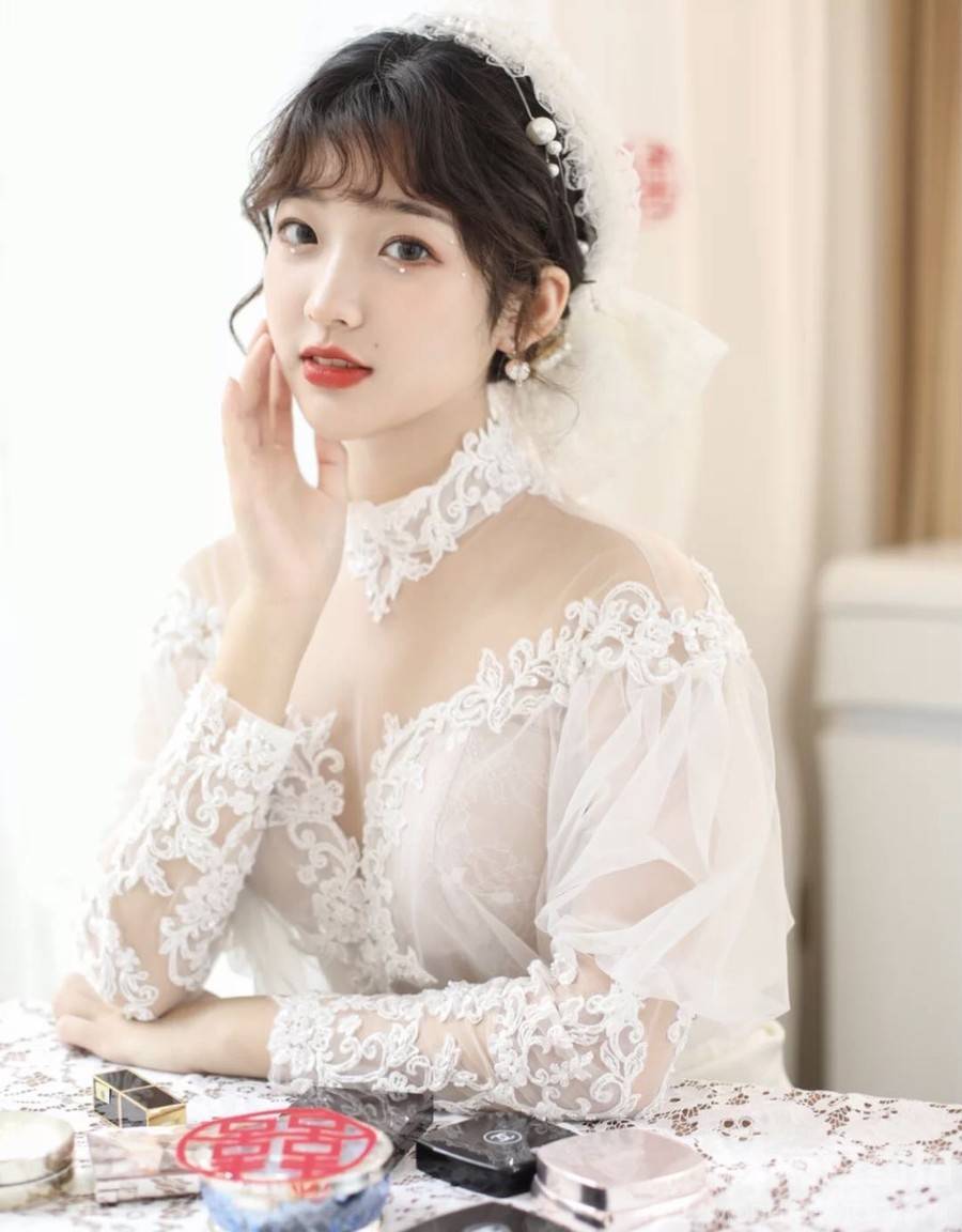 妆容模特