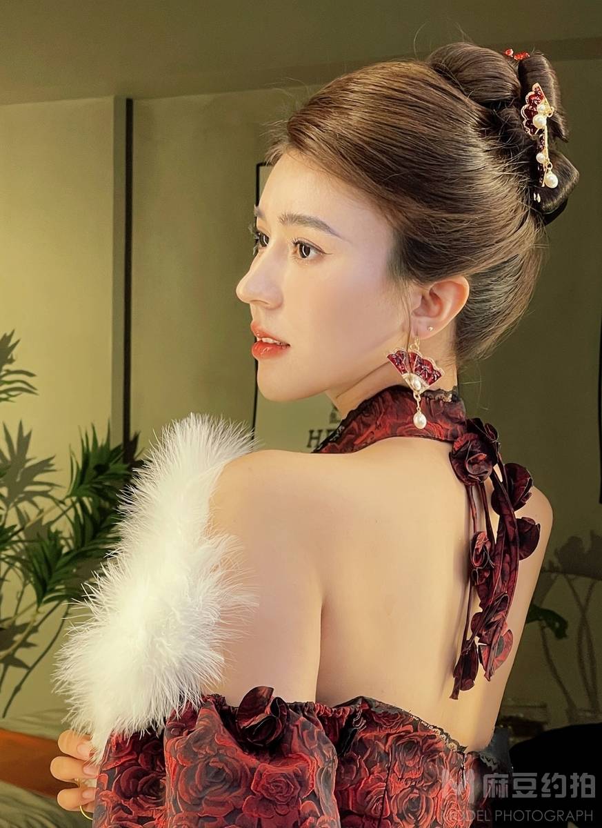 妆容模特