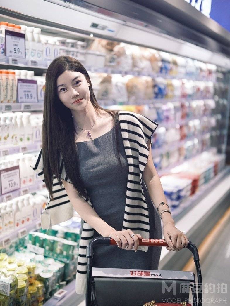 胶片模特