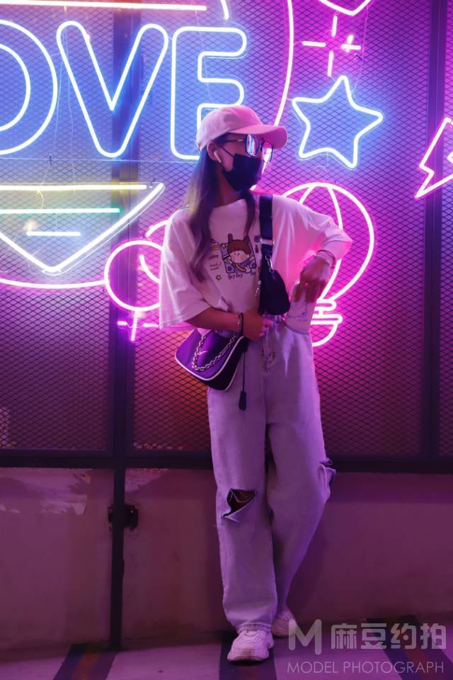 夜景模特