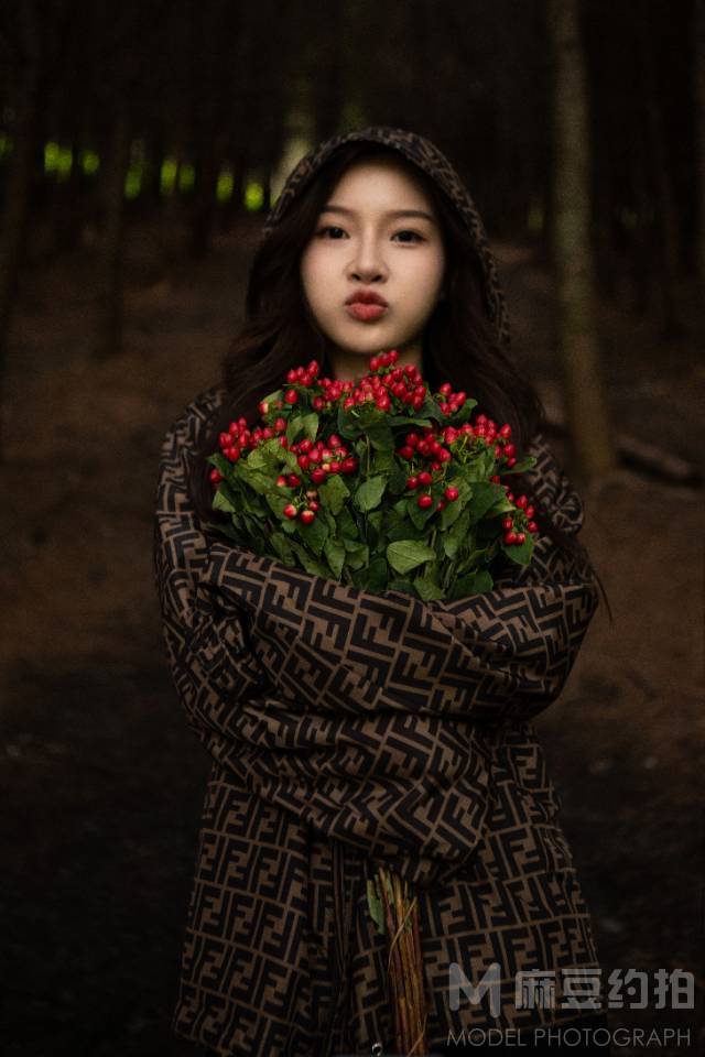 情绪模特