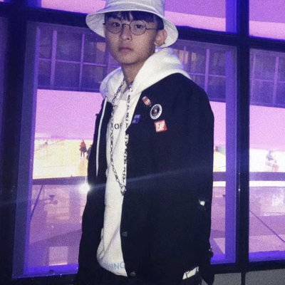 黑白模特