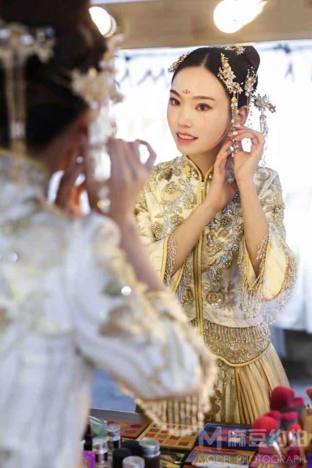 妆容模特