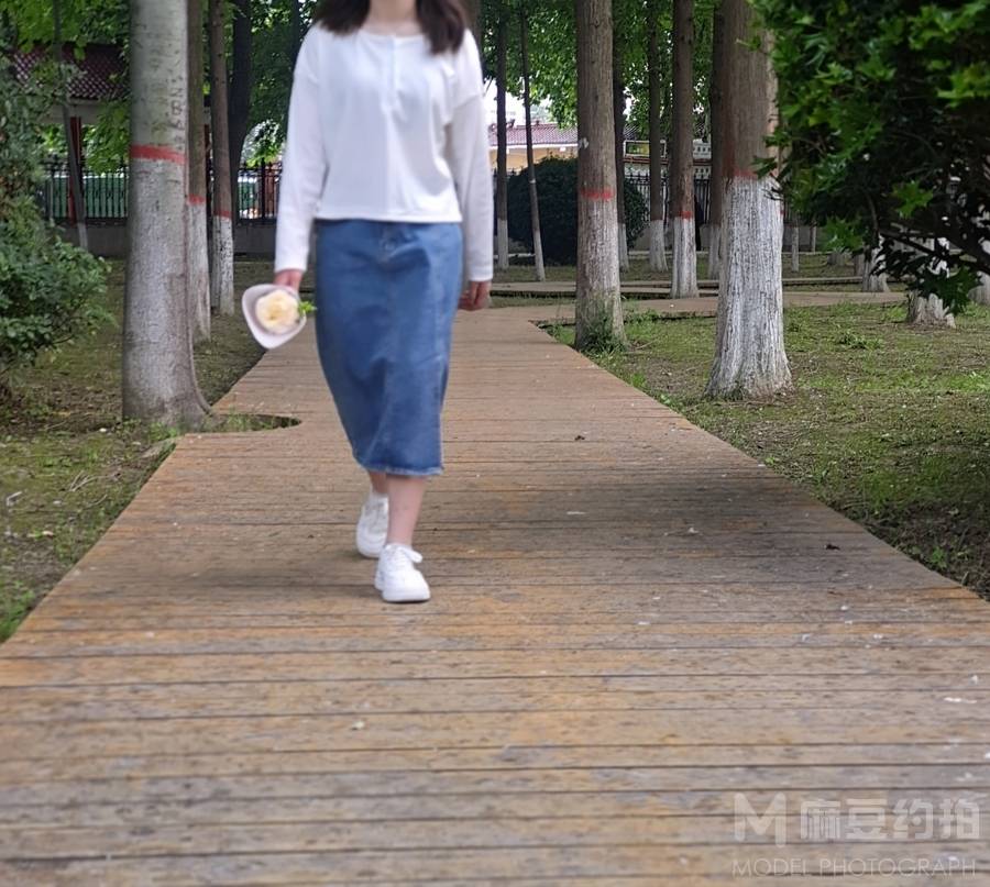 校园模特