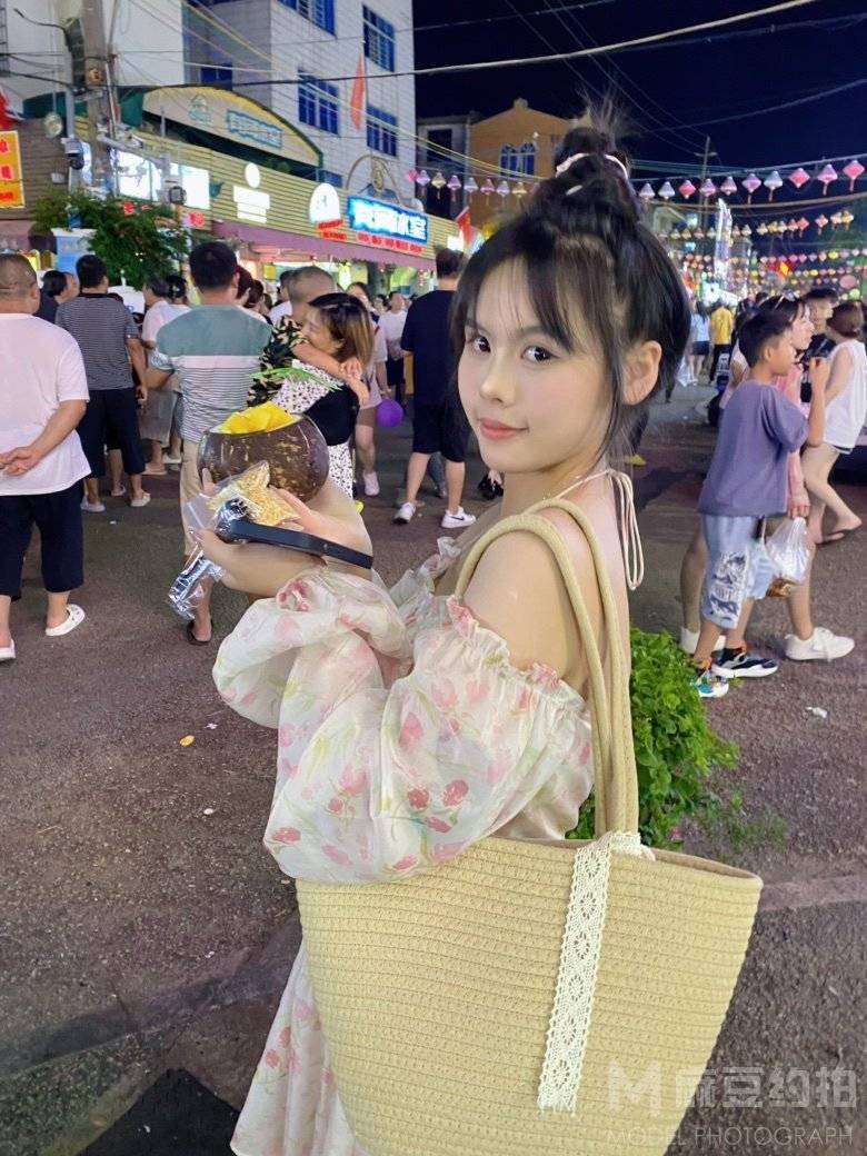 民国模特