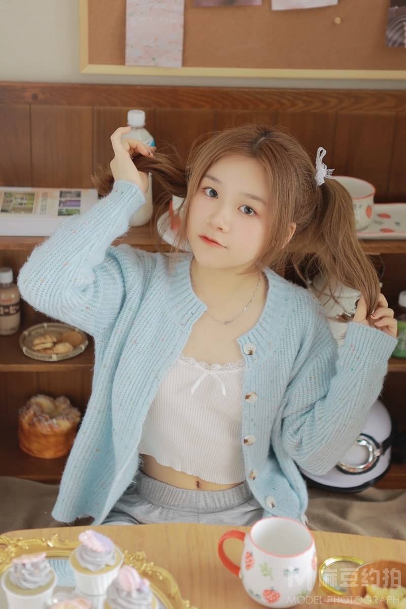 胶片模特