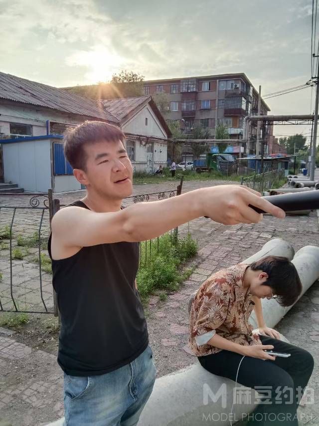 情绪模特