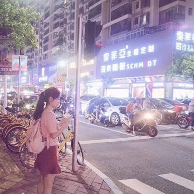 校园模特