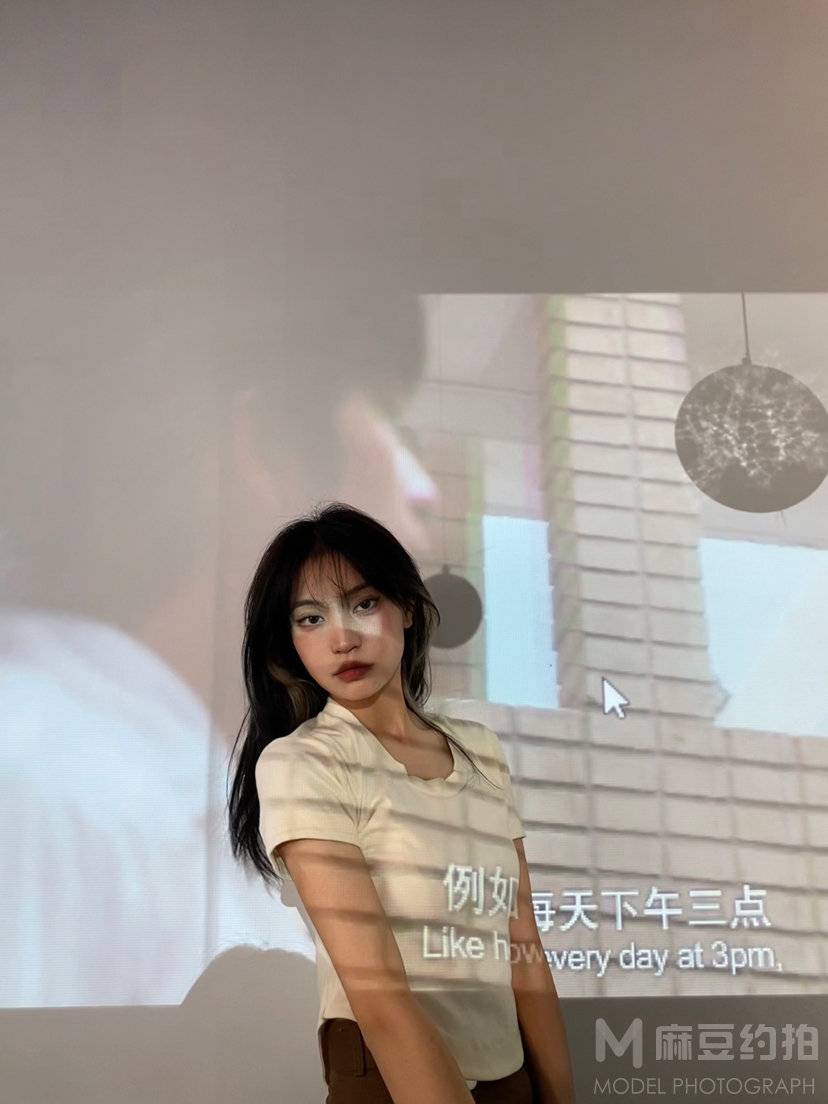校园模特