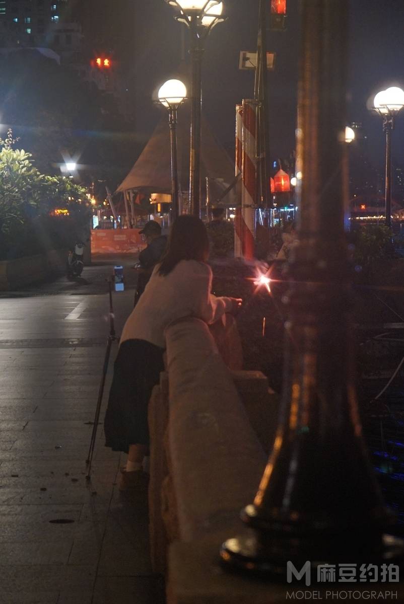 夜景模特