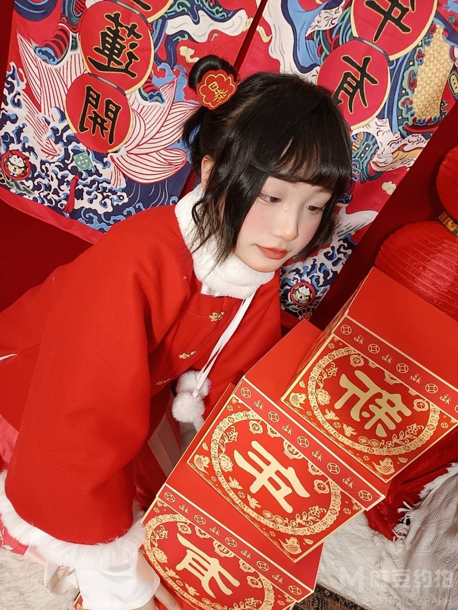 汉服模特