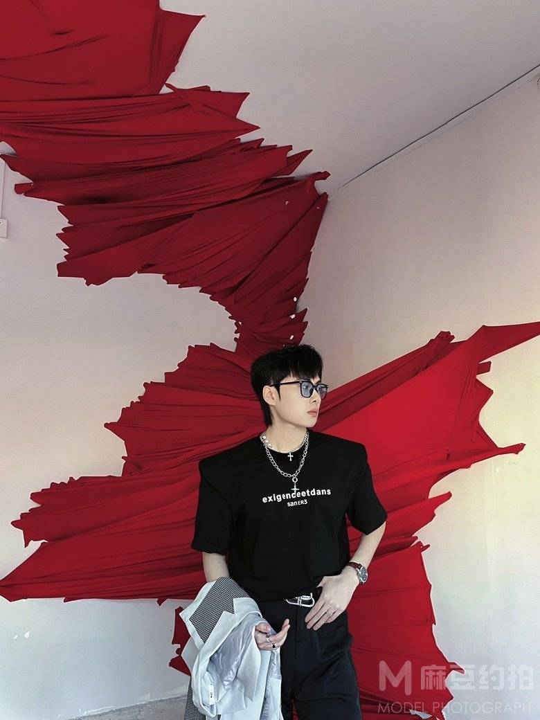 暗黑模特