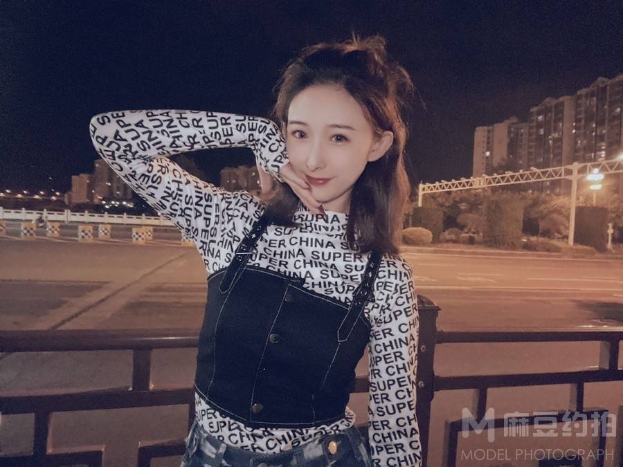 商务模特