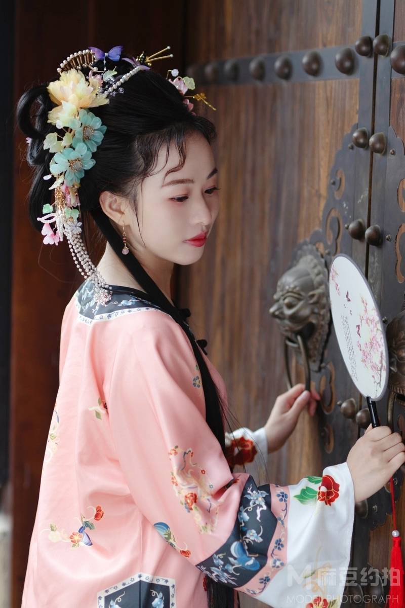 纪实模特