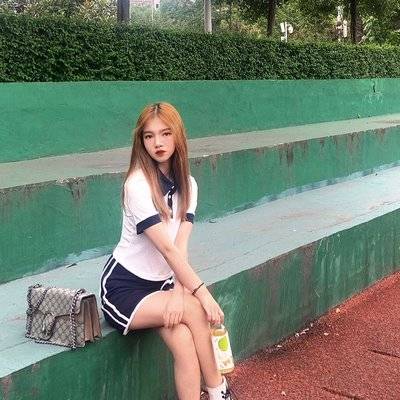 黑白模特