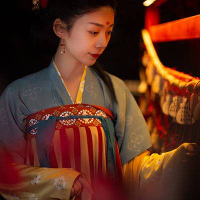 汉服模特