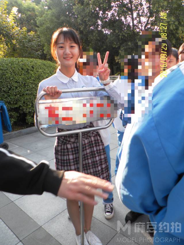 校园模特