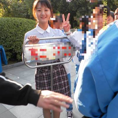 校园模特
